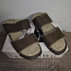 Brown Lined Slides